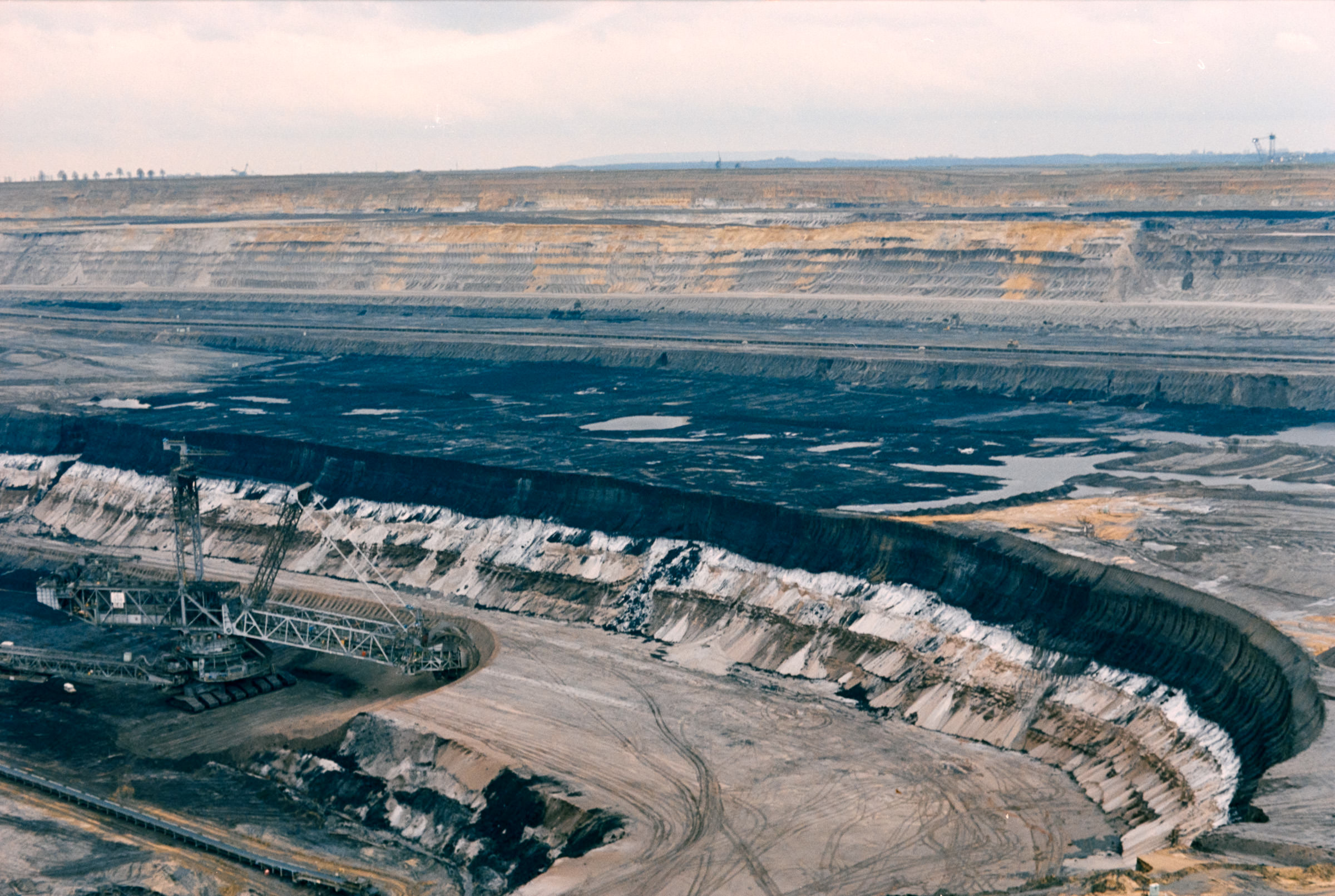 AHP film 2004 11 002 sc240828 img21 NLP